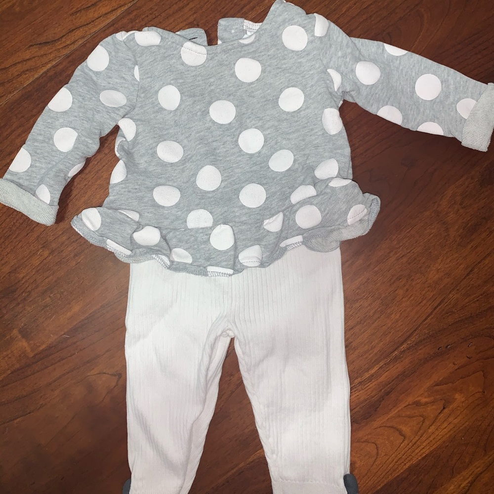 Baby clothes for a Girl